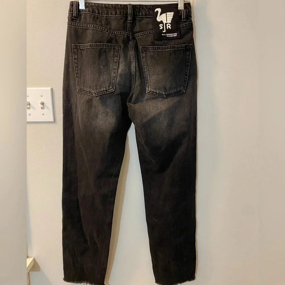 Free People Sandrine Rose distressed black raw hem crop denim size 27
